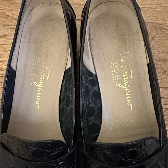 Salvatore Ferragamo | Black Crocodile Pattern Loafers - Picture 8 of 13